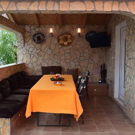 Glend Apartment